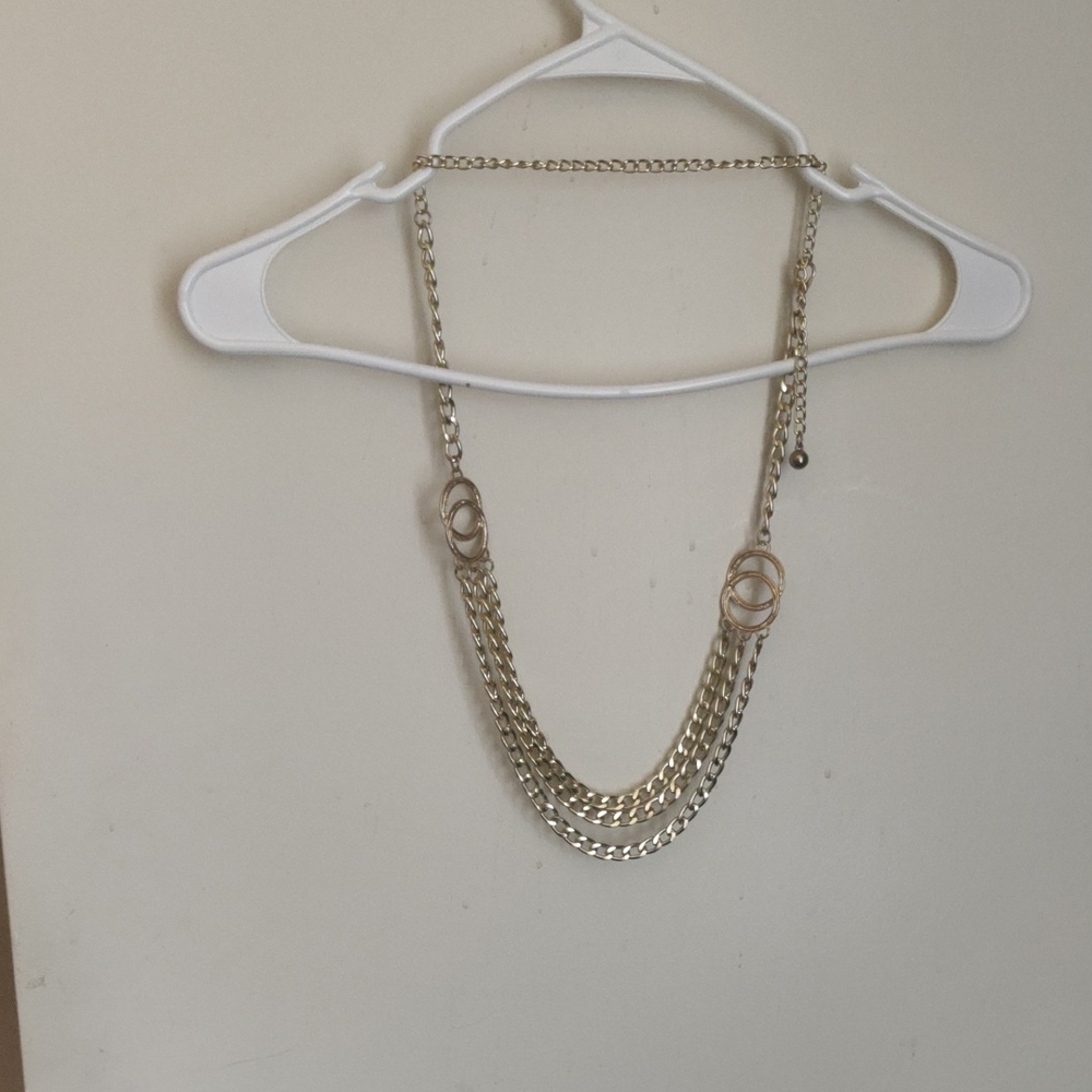 Elegant Silver Chain Necklace